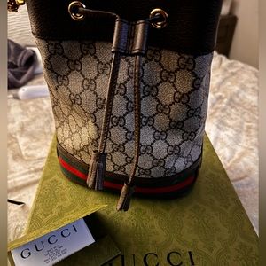 OPHIDIA GG SMALL BUCKET BAG